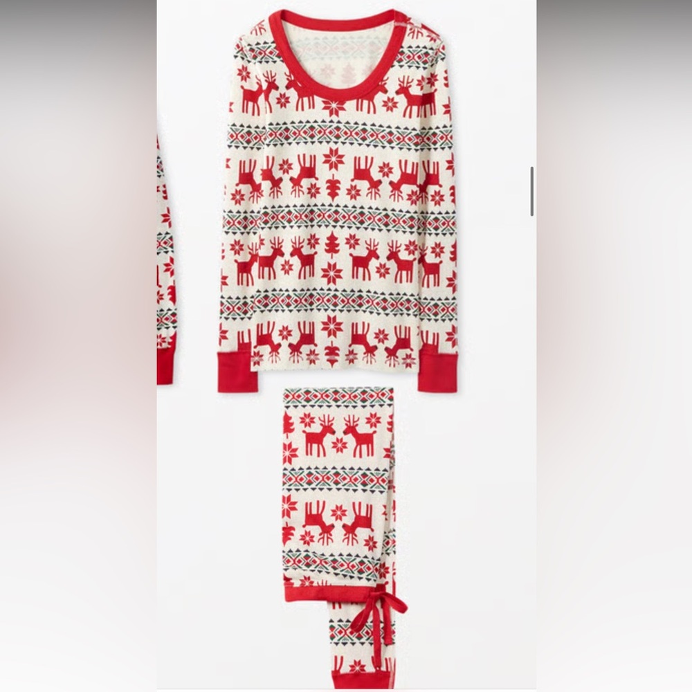 *Hanna Andersson Festive Red and Cream Woman Pajamas